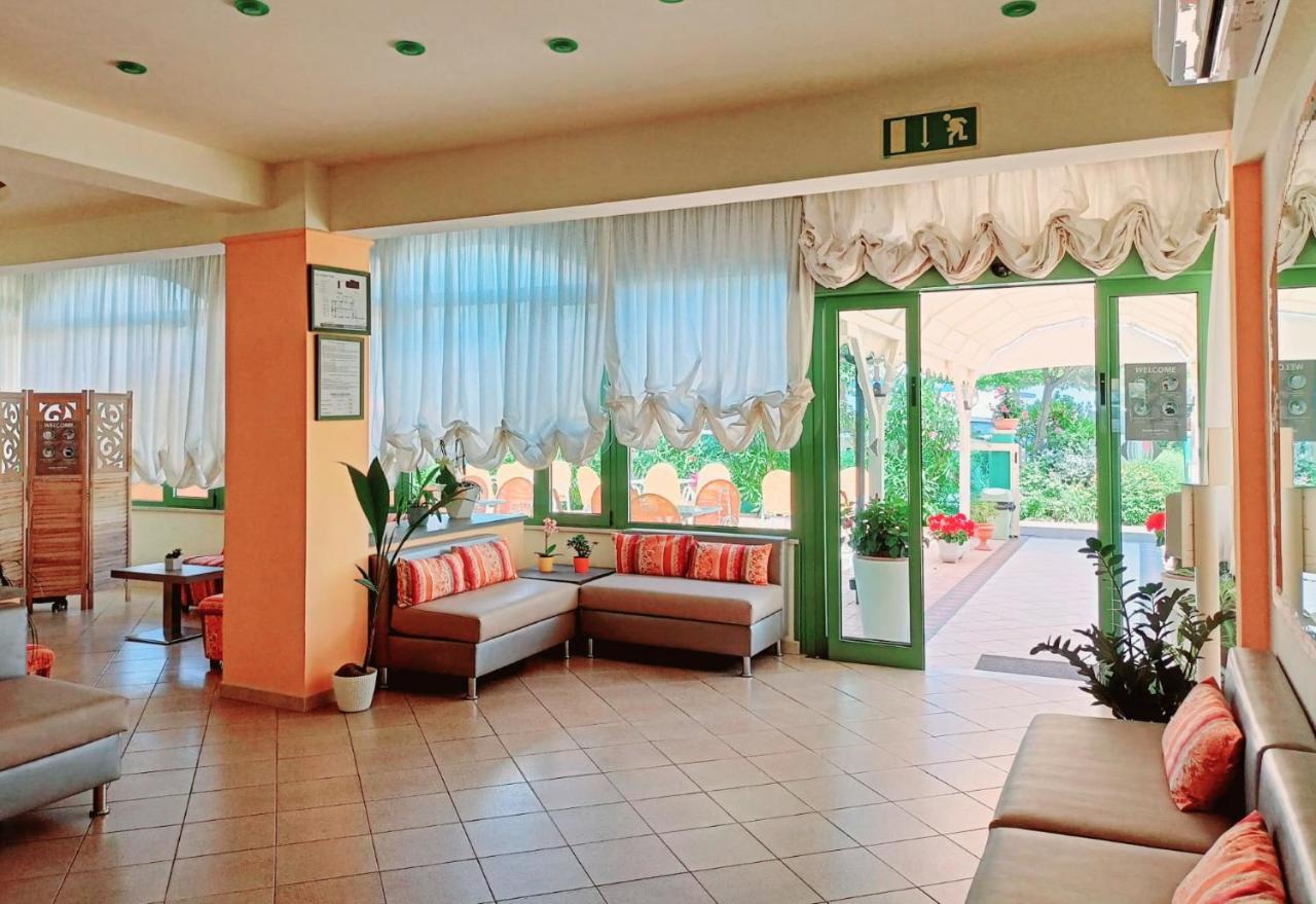 Costa Del Sole Only Room Milano Marittima Buitenkant foto