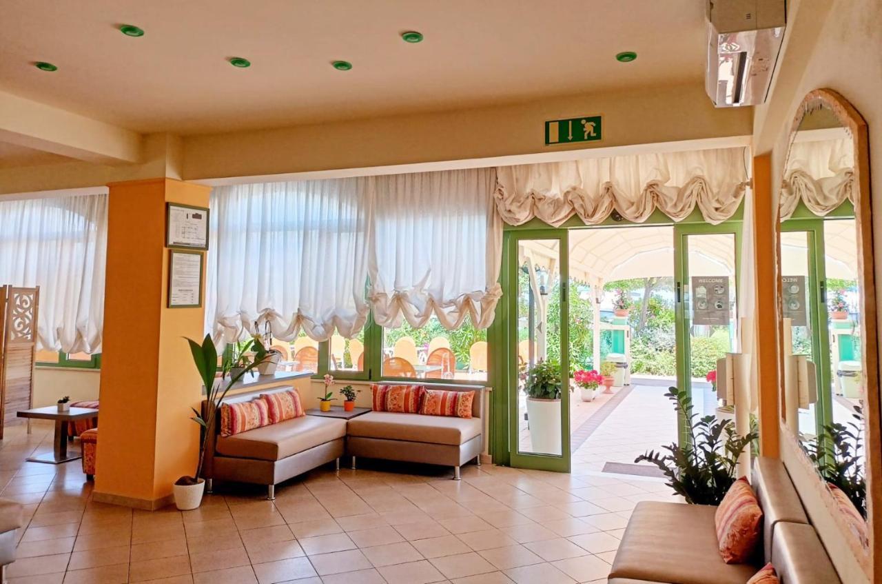 Costa Del Sole Only Room Milano Marittima Buitenkant foto