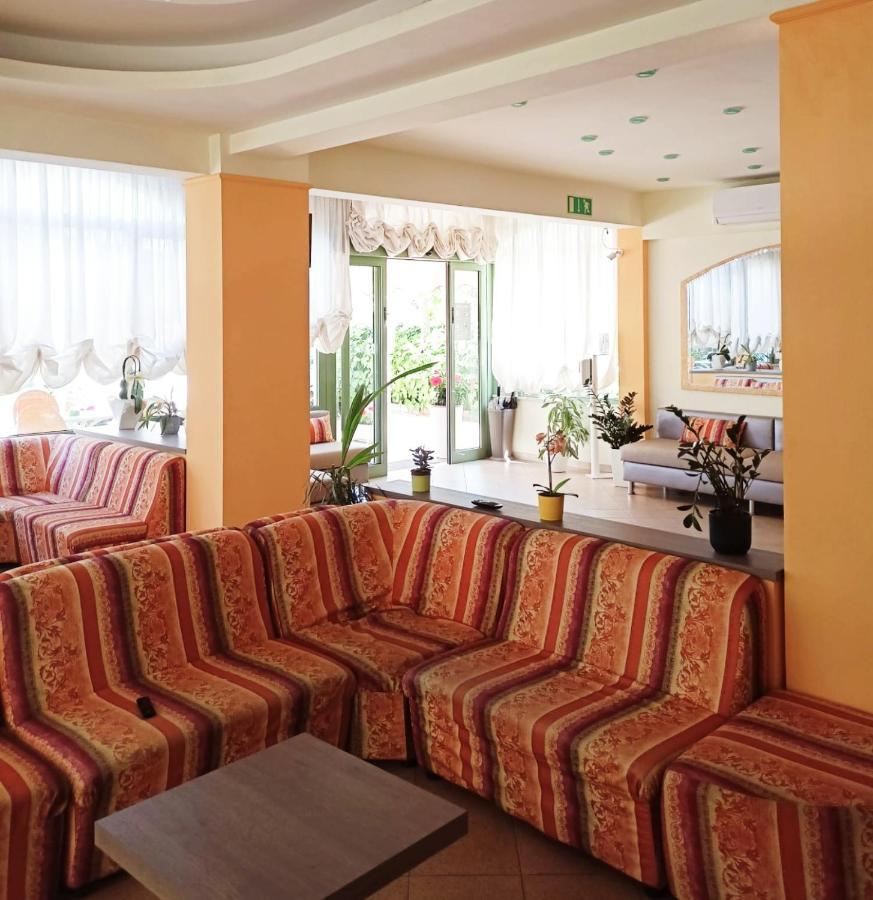 Costa Del Sole Only Room Milano Marittima Buitenkant foto
